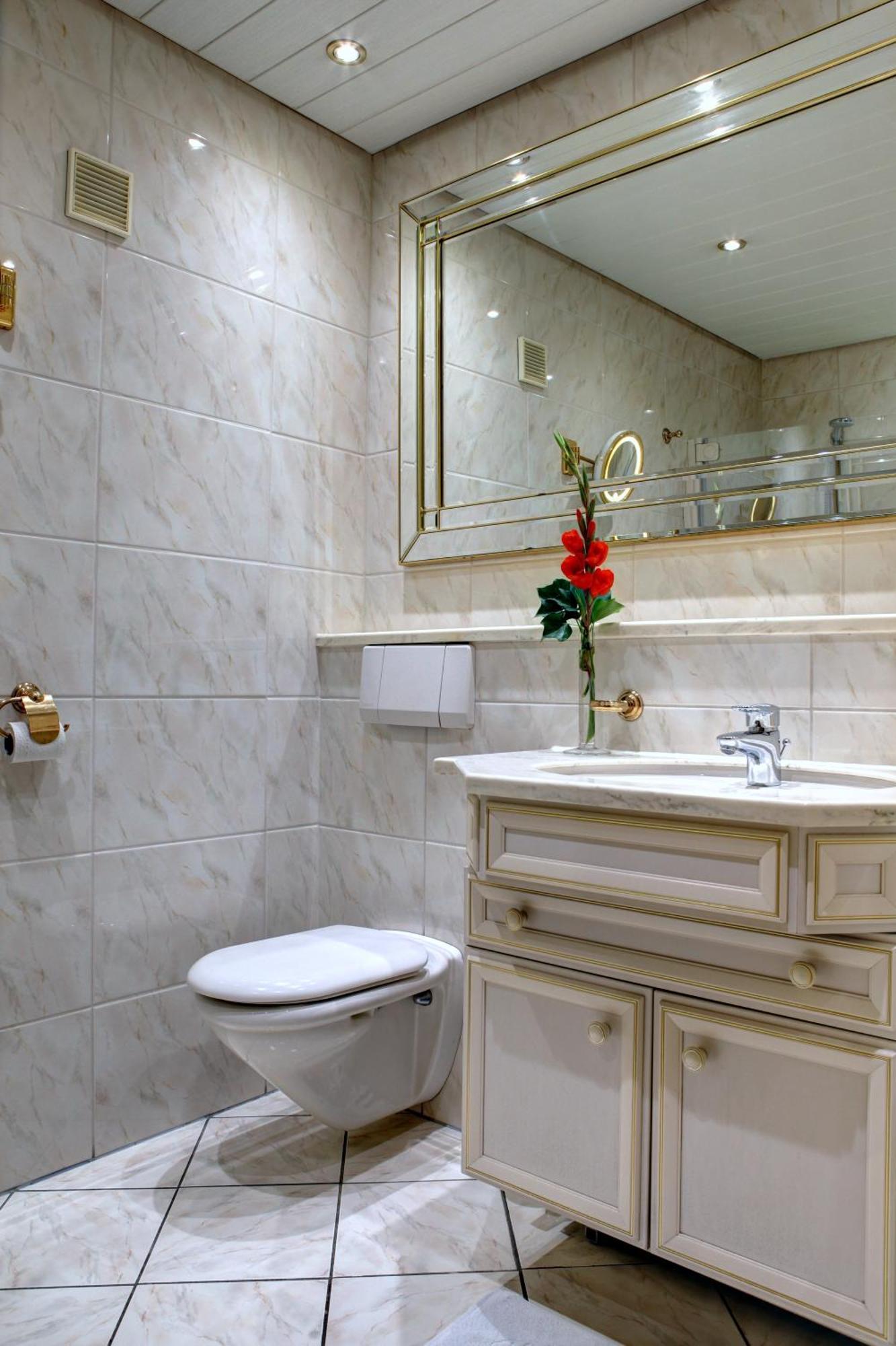 Hotel Muehlenthal Gmbh Schwalbach Extérieur photo